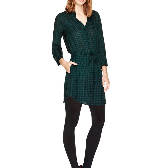 Aritzia 100% silk green houndstooth Bennett dress, XS - Picture 1 of 9